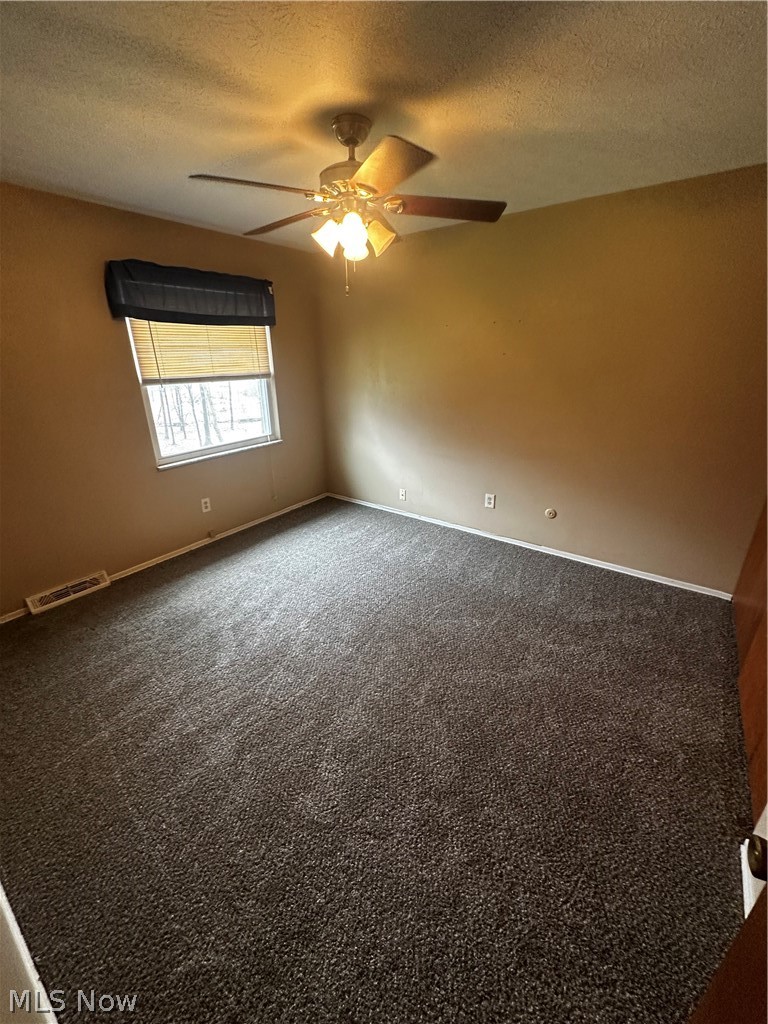 Woodview Manor - Residential Lease