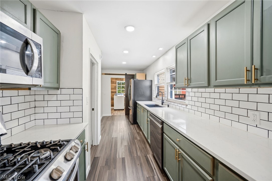 Ely Tr - Residential