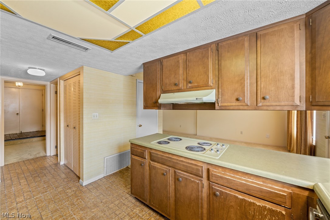 Country Club Twnhs North Condo - Residential