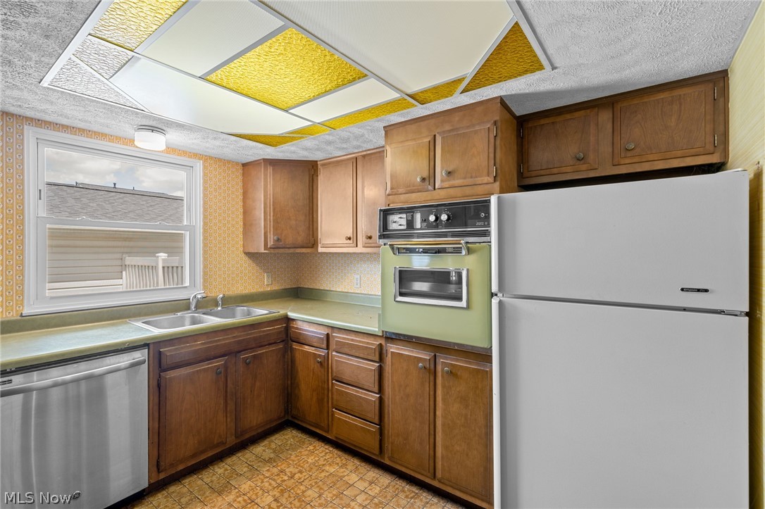 Country Club Twnhs North Condo - Residential