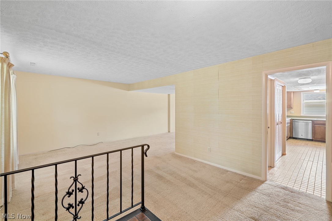 Country Club Twnhs North Condo - Residential