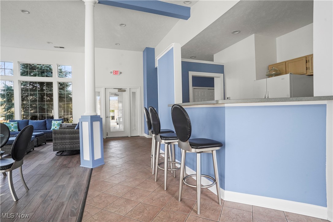 Brookledge Commons Condos - Residential
