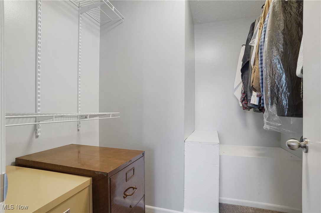 Brookledge Commons Condos - Residential