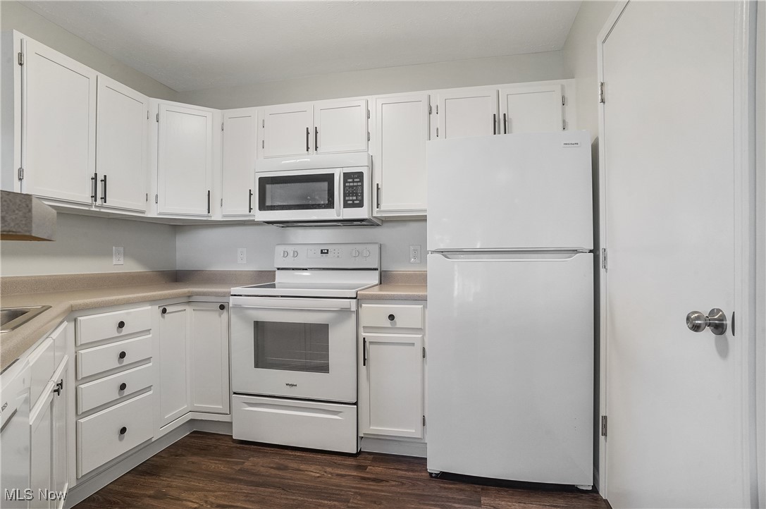 Brookledge Commons Condos - Residential