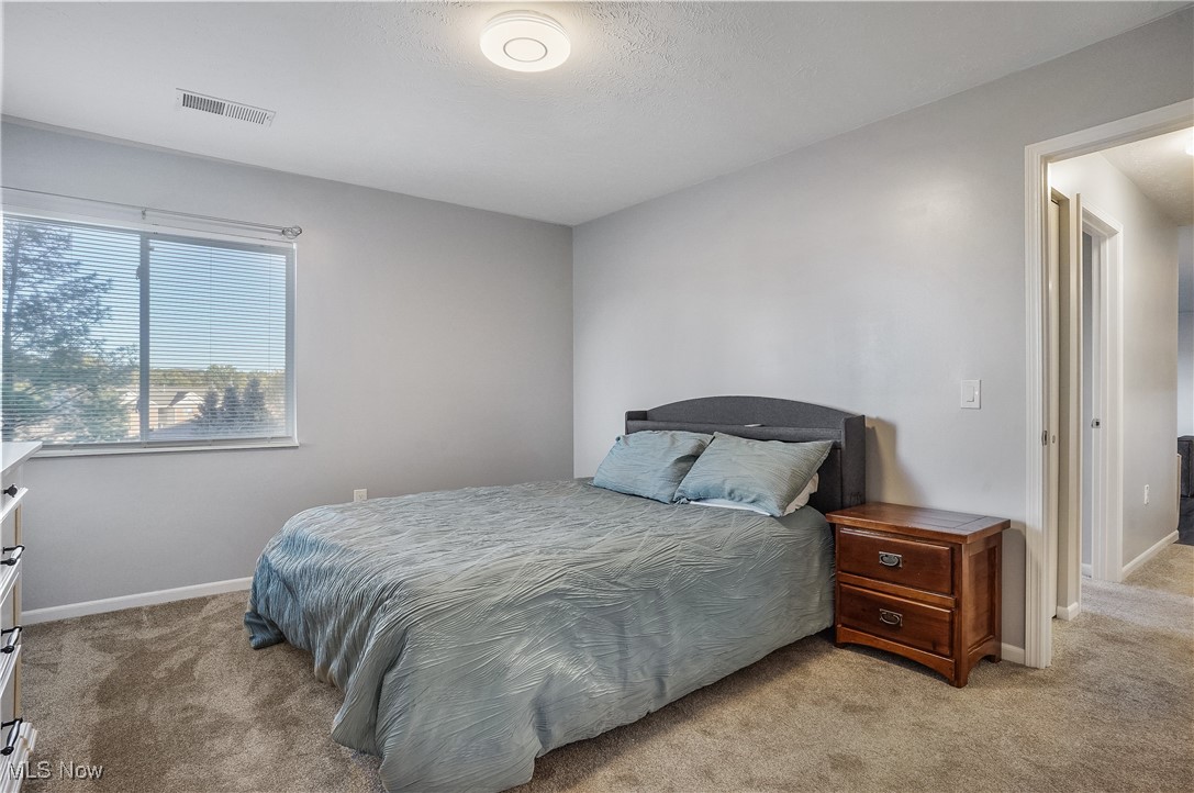 Brookledge Commons Condos - Residential