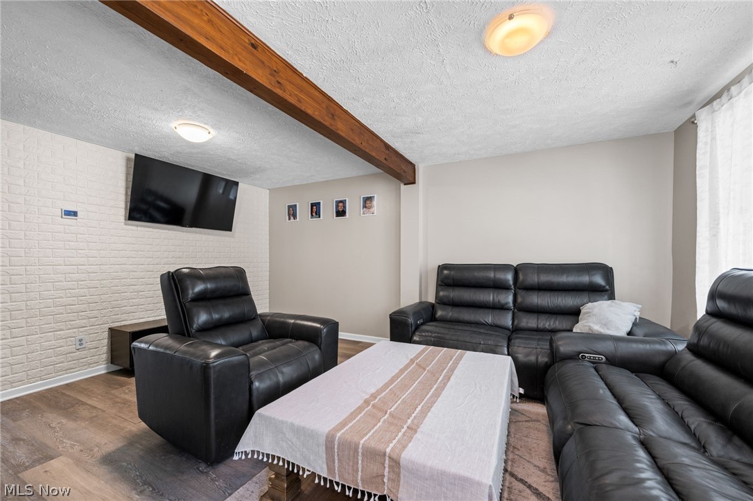 Chestnut Commons Condo - Residential