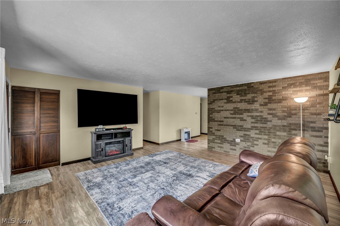 REGENCY PARK ESTATES - Residential