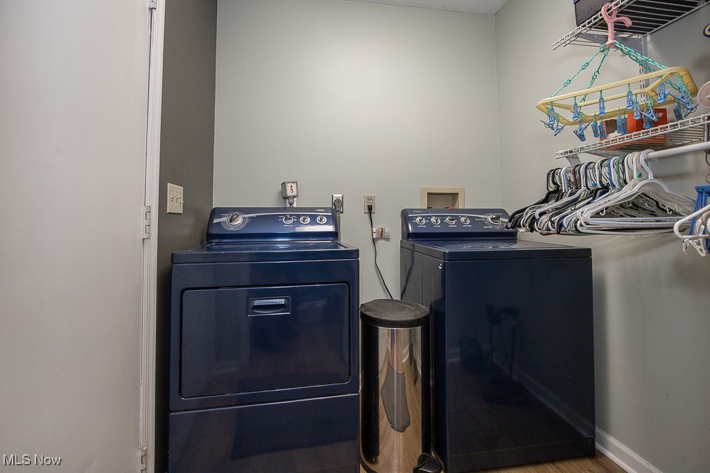 James Realty - Residential