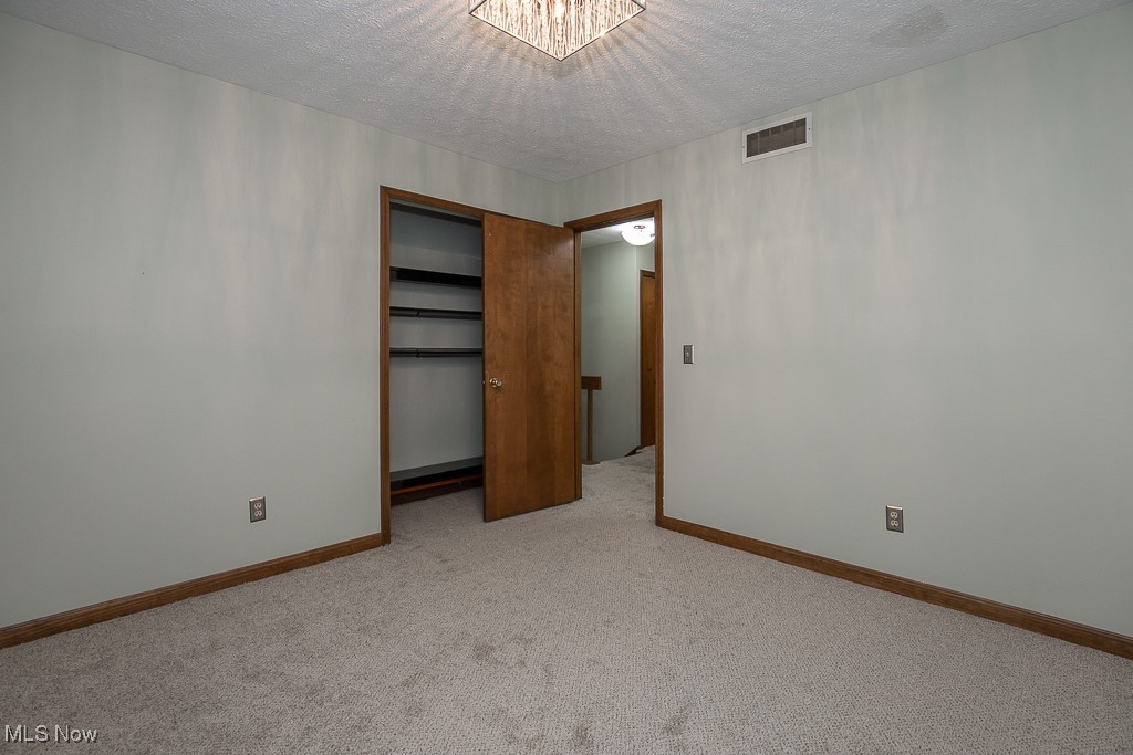 James Realty - Residential
