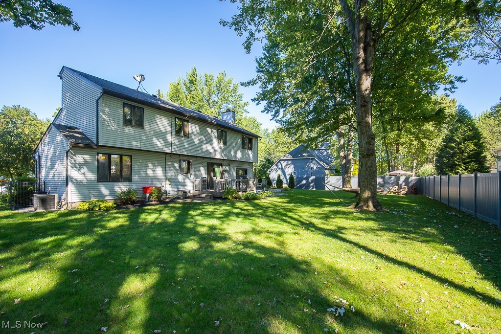 James Realty - Residential