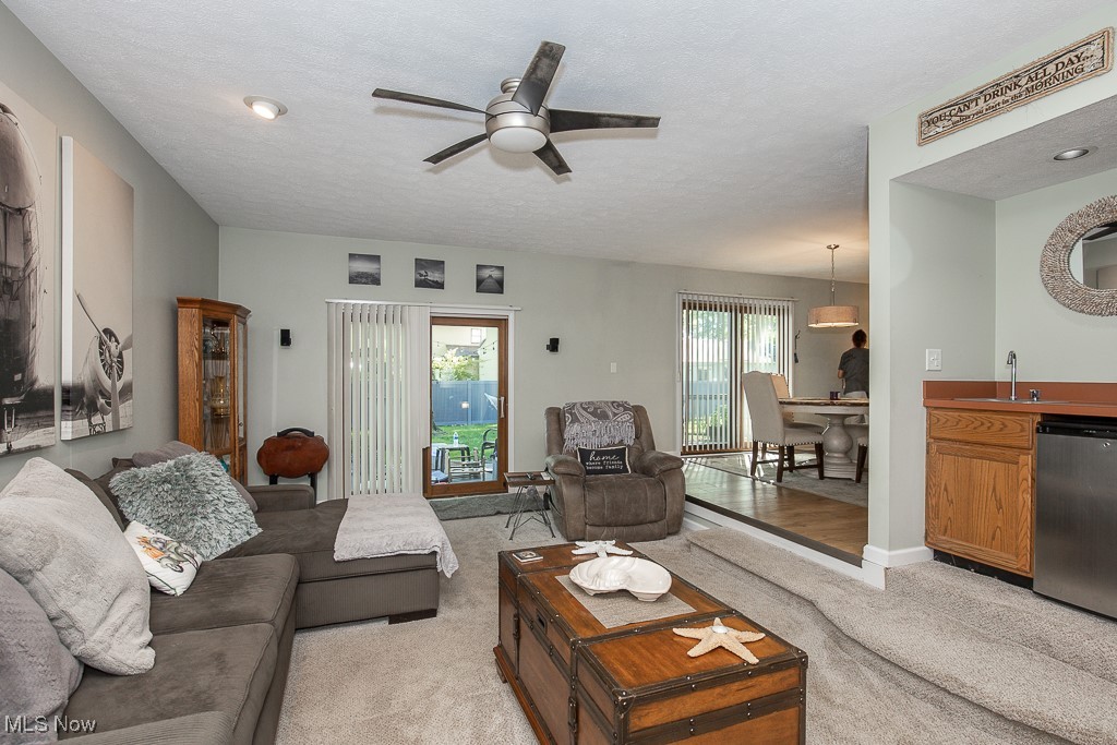 James Realty - Residential