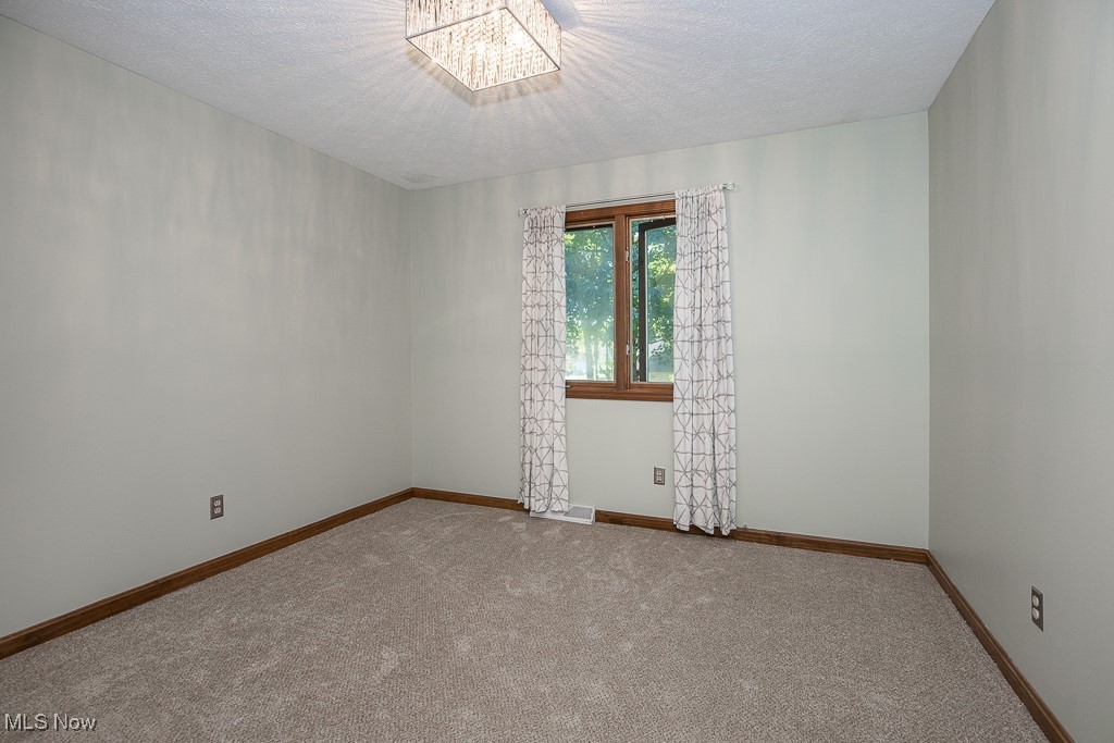James Realty - Residential