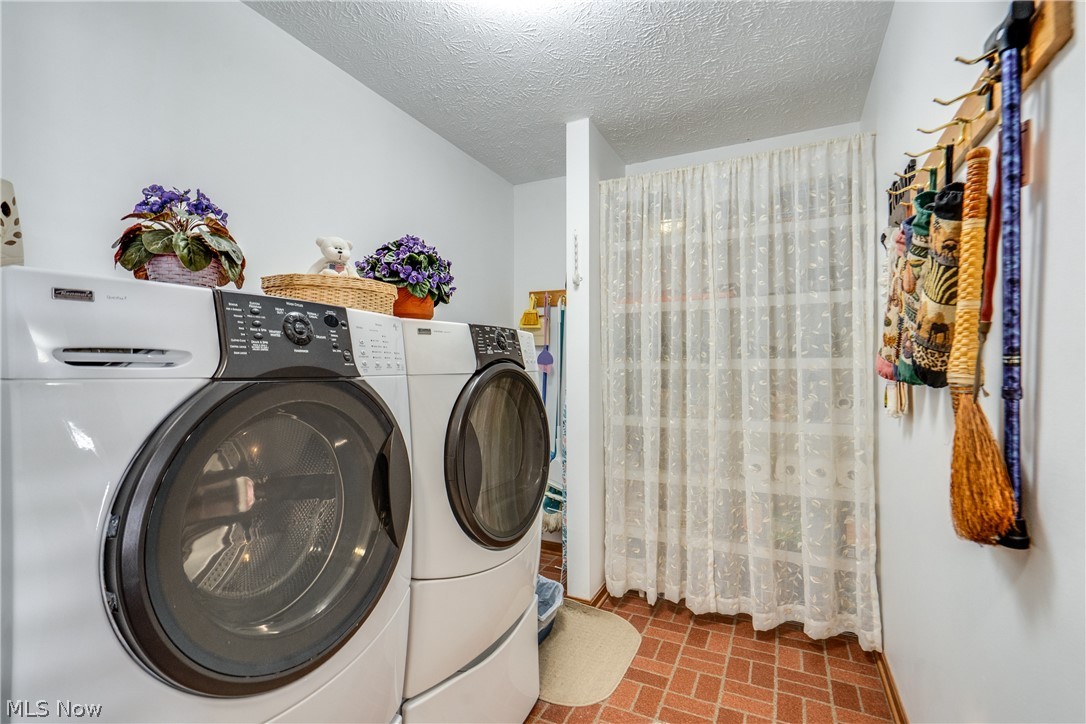 Belden Park Condo - Residential