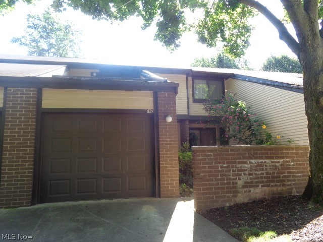 Investor Special!! Priced to Sell!! 3 Bedroom Townhome With A Basement!! Fireplace Lower Level!! Attached Garage!! Balcony Off The Master!! Patio Off The Family Room!! Definitely Possibility For A Flip Or Investment!! All Offers Considered!! Wont Last!!