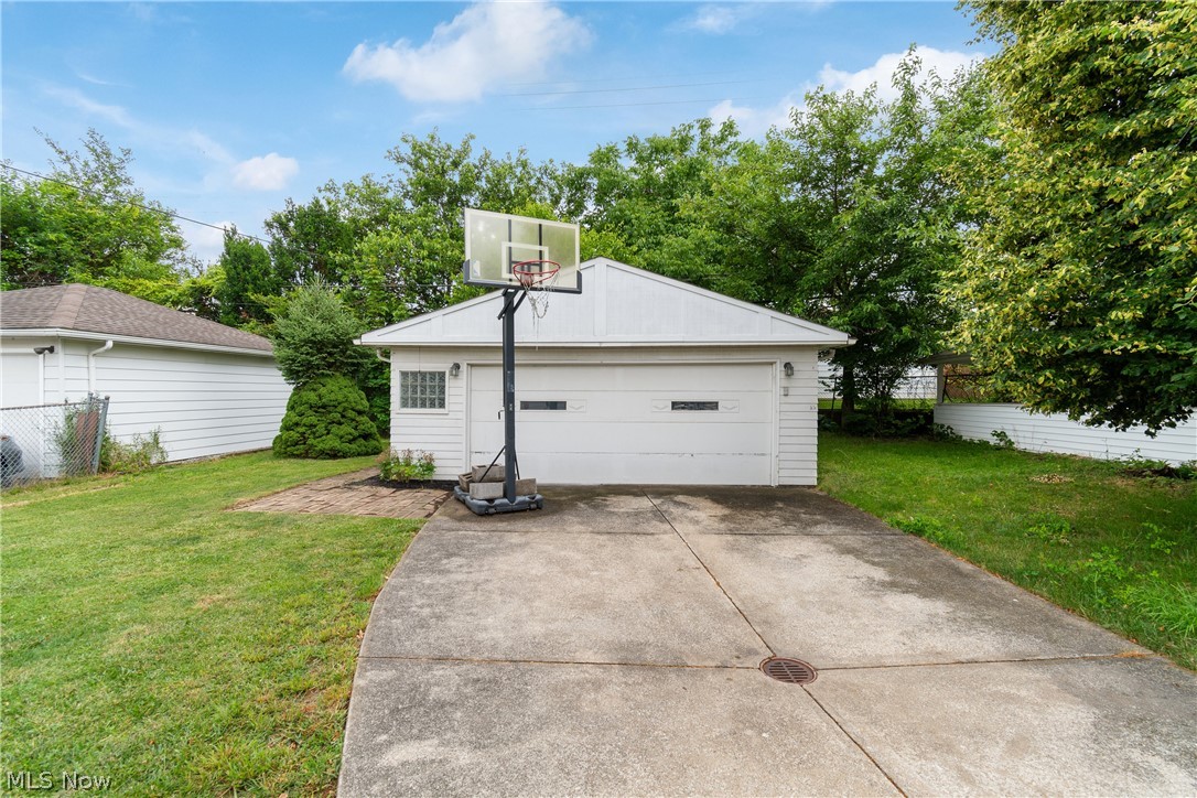 Norris Ave - Residential