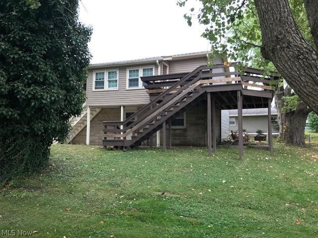 Very convenient location for this raised ranch. Located at the end of a dead-end street, next to YMCA, very close to City Park & Elementary School. Eat-in kitchen w/ appliances, Master bedroom has built-in desk & slider to deck. Ohio State family room, downstairs bath has shower no tub. Washer, dryer, kitchen table & chairs all stay.  Level lot. Ready to move into condition, Owner has never used EBB heat! MWCD assessment is $6.00/year.