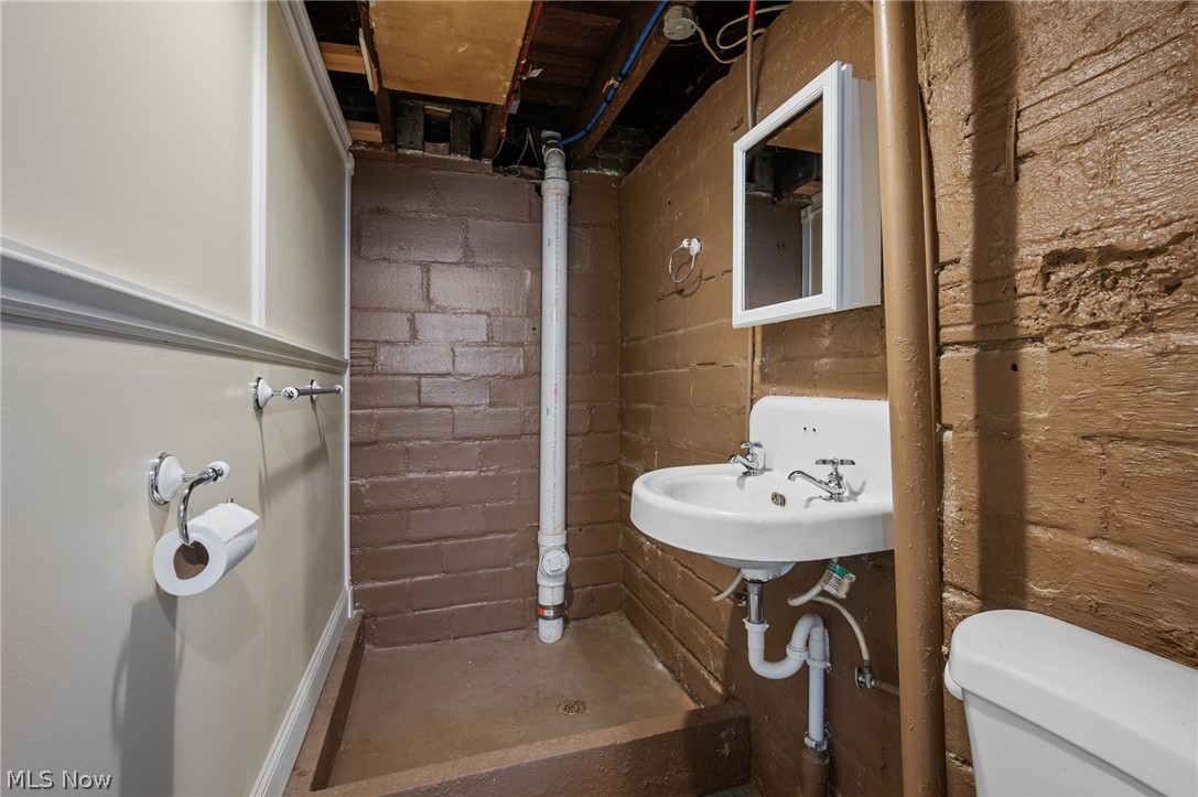 W H Humiston E A Wehman & M Br - Residential Income