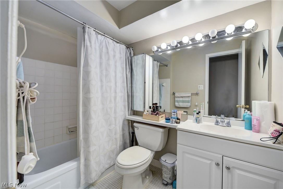The Carlyle - Residential