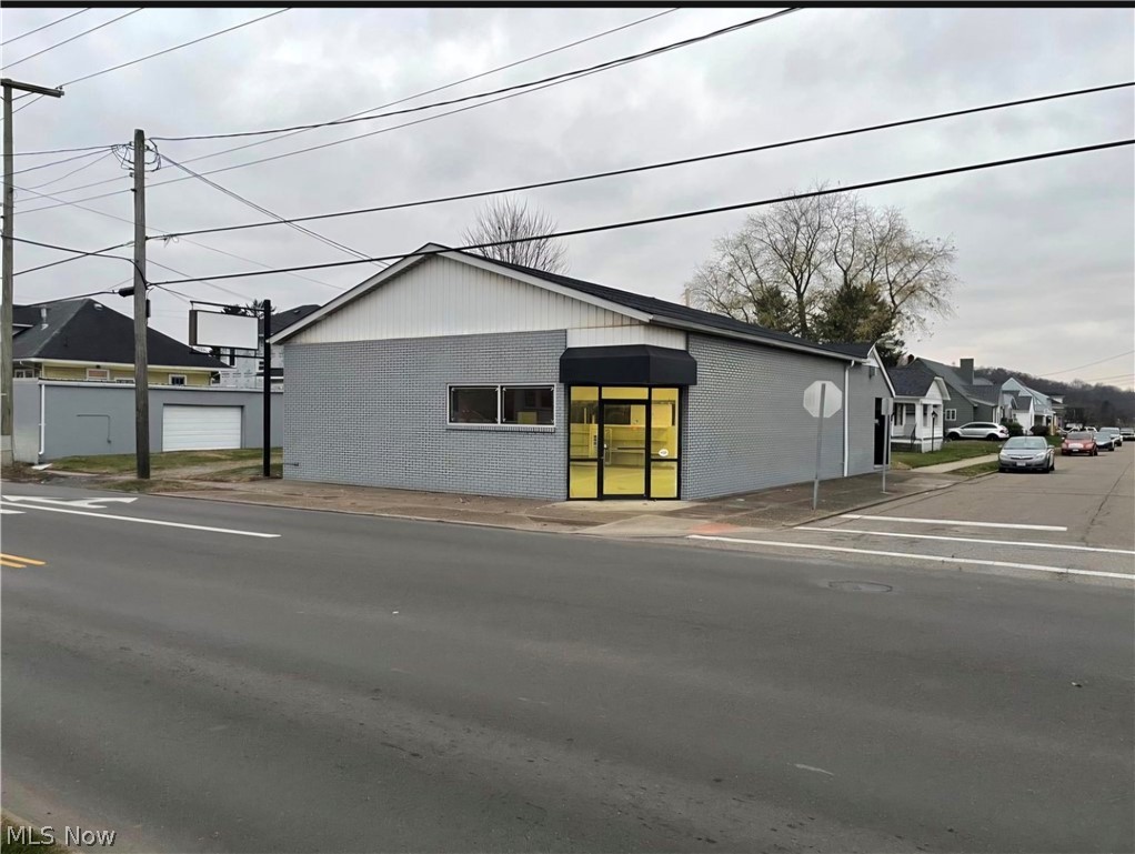 This property has a garage on the back of the property that is a different address and parcel number but both property addresses are included with the property. property addresses are 1123 pine street and 1127 pine street