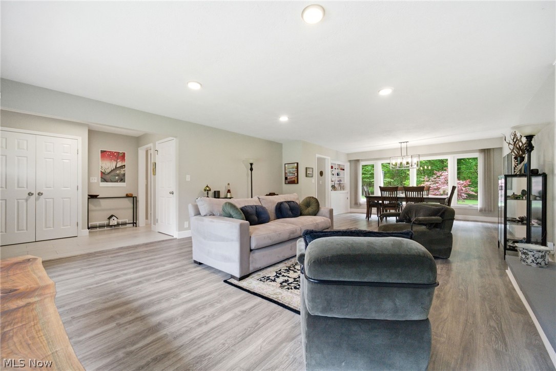 Suffolk Country Est#1 - Residential