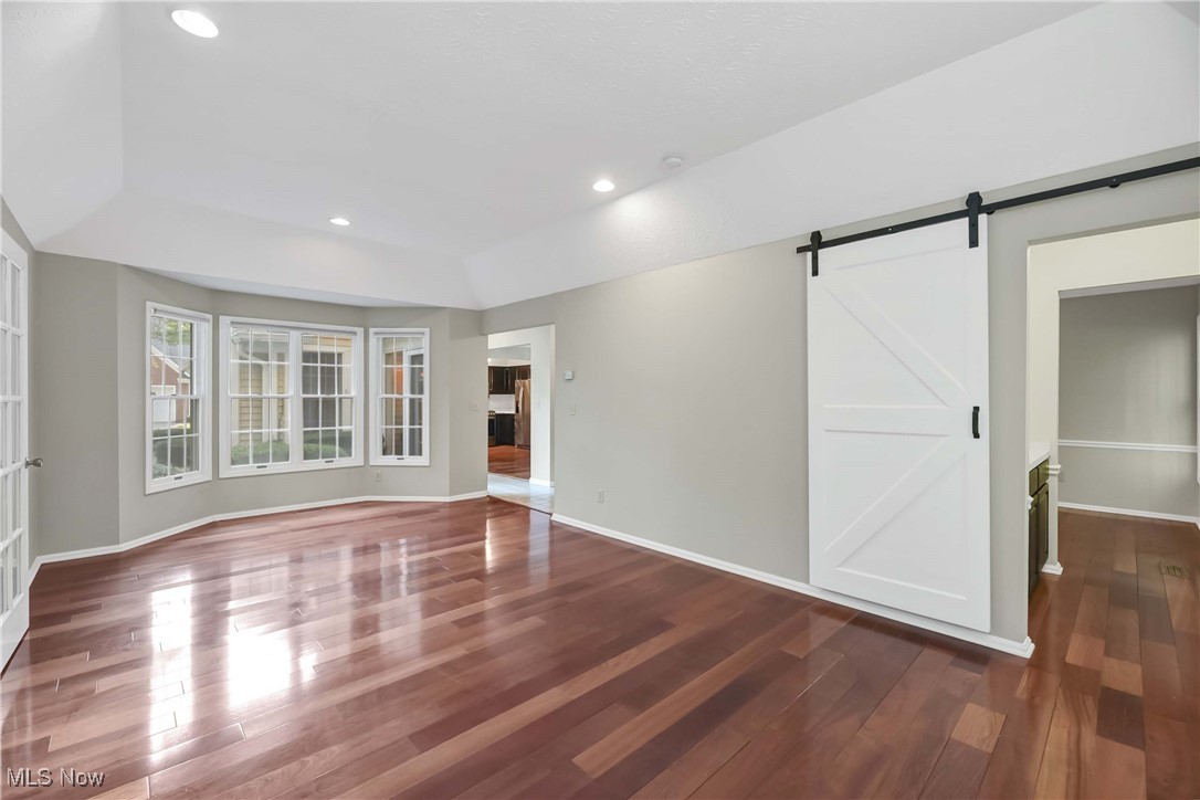 Westwinds Condo - Residential