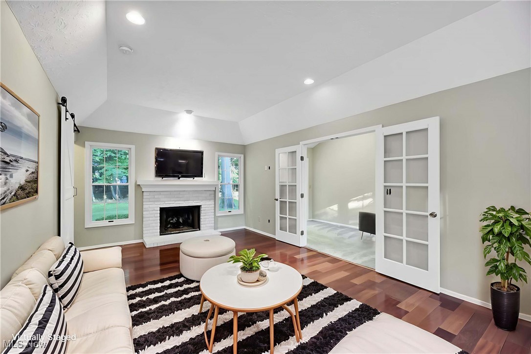 Westwinds Condo - Residential