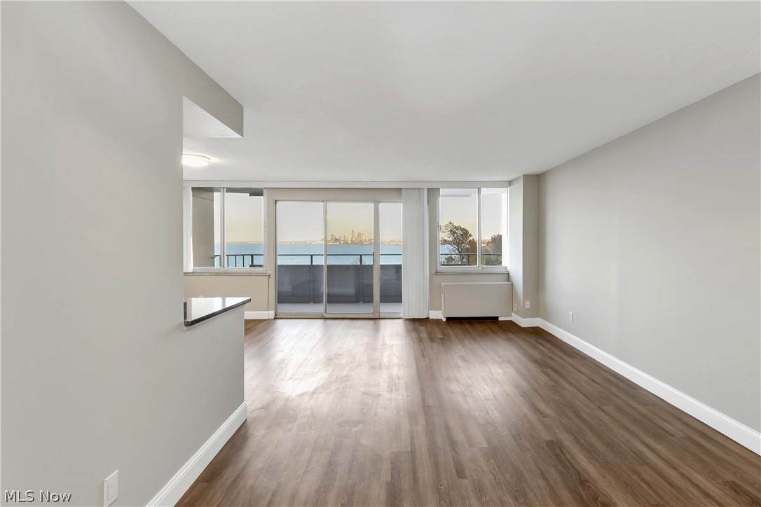 The Carlyle - Residential