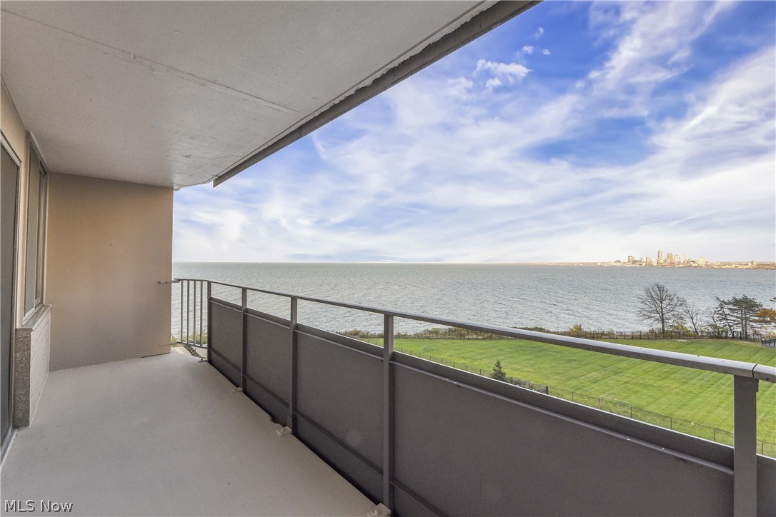 The Carlyle - Residential