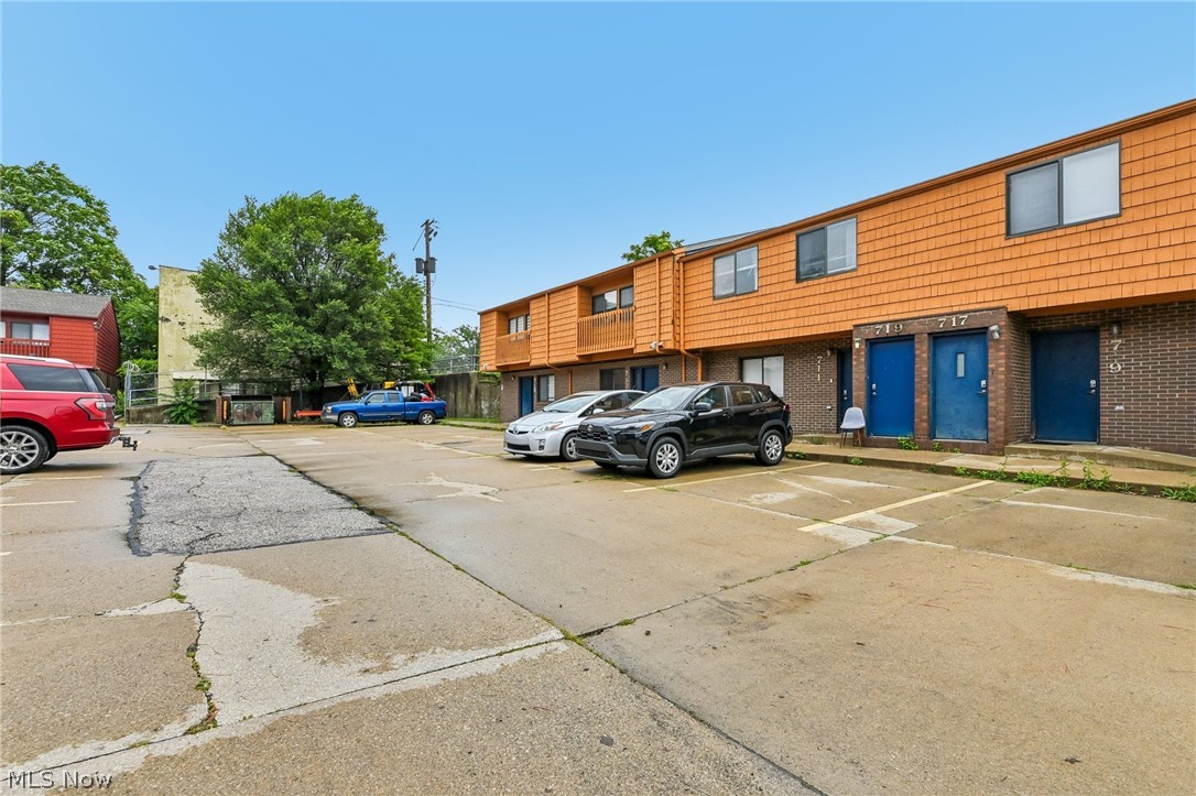Wiley Buchtel Place - Residential Income