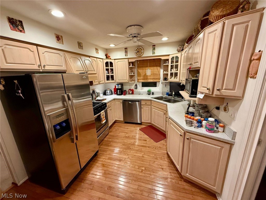 Lake Shore Blvd Estates - Residential
