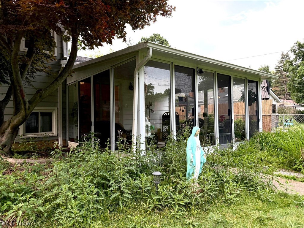 Lake Shore Blvd Estates - Residential