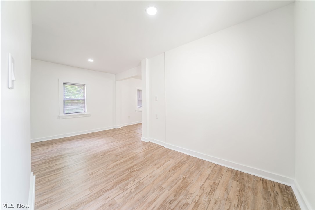 Metro Golf Park - Residential Income