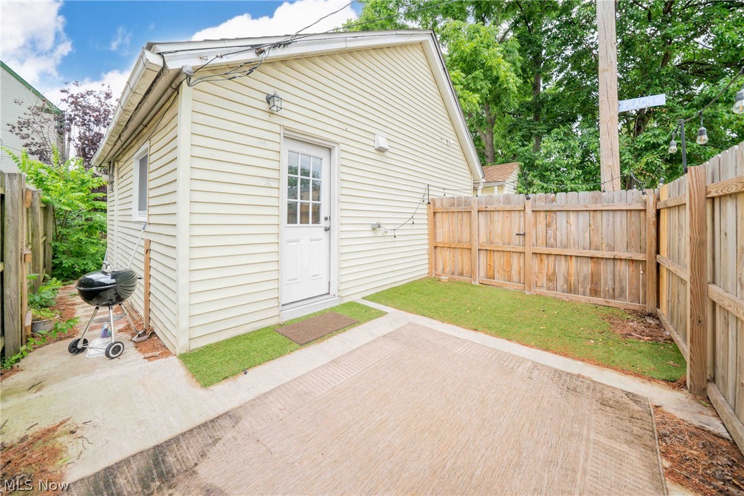 Metro Golf Park - Residential Income