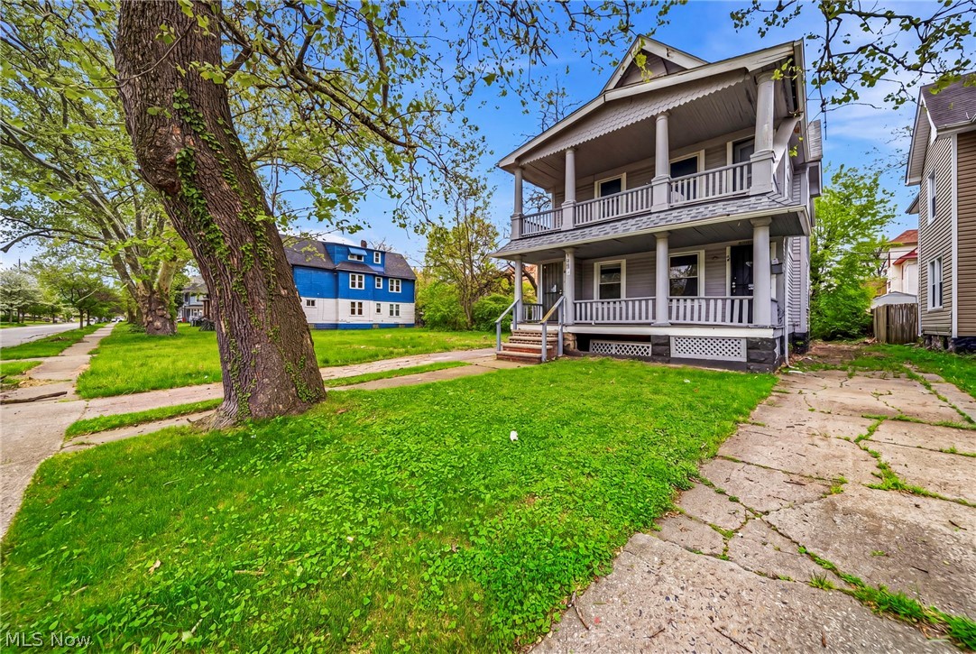 Great opportunity to build equity and add to your portfolio with this large 4 bed duplex. Each unit has 2 beds, 1 bath, kitchen and a living and dining room. Local Fair market rent potential of $2,600+ combined for both units. Don't wait, schedule your showing today!