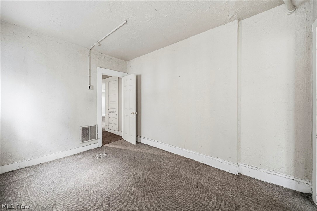 B Schatzingers Superior Park Su - Residential Income