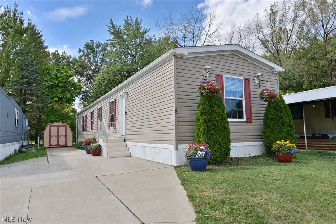 Spacious and move-in ready 2019 mobile home featuring 2 bedrooms and 2 full baths! This beautifully updated home offers brand new luxury vinyl flooring throughout and new carpeting in the front bedroom. Freshly painted in a neutral color palette, it’s ready for your personal touch. The open floor plan provides plenty of living space, and the large master suite includes a luxurious soaking tub for relaxation. There's a shed for extra storage. Great LOCATION! Enjoy comfortable, low-maintenance living in a modern, well-kept home!