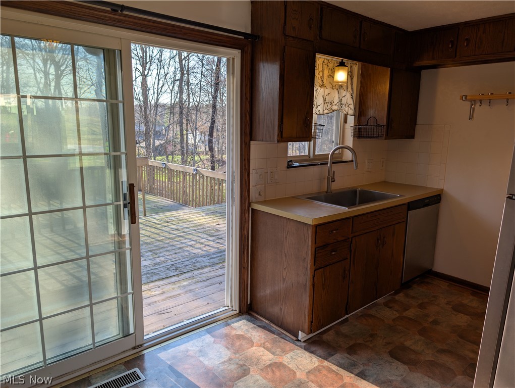 Silver Lake Little Farms - Residential Lease