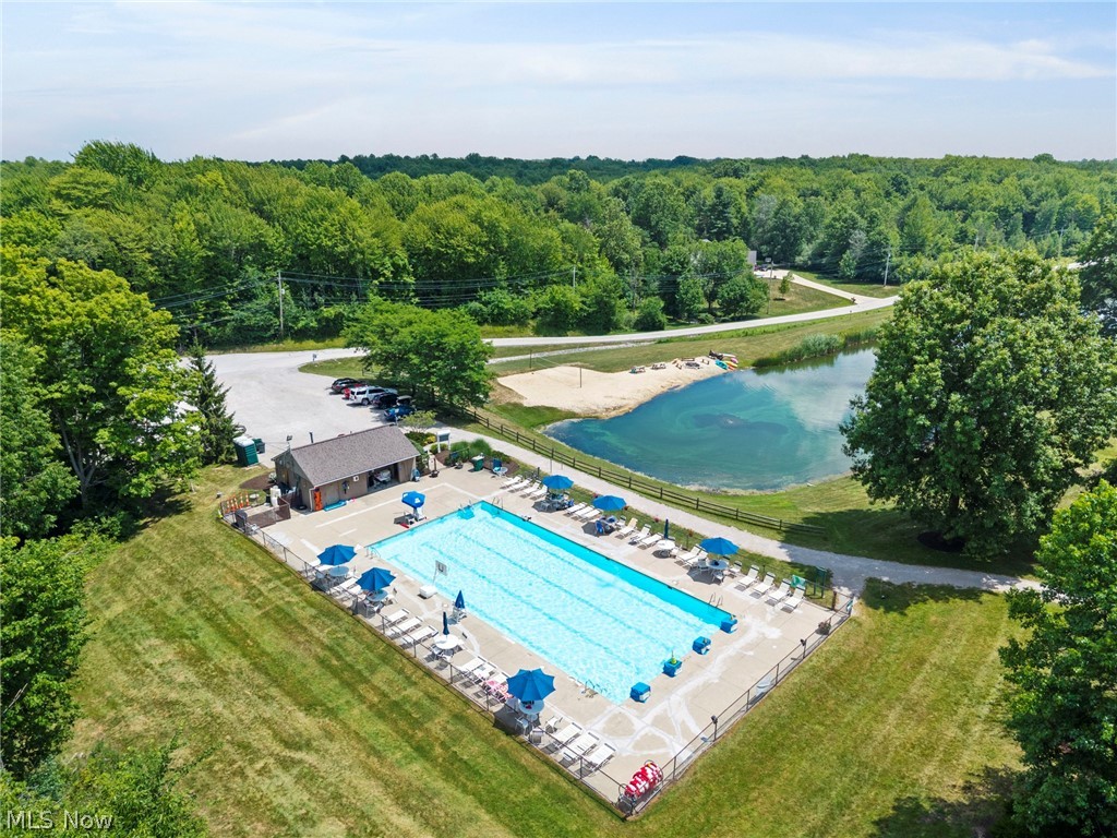 Lake In Woods - Residential