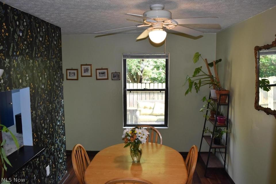 Laurelwood Condo - Residential