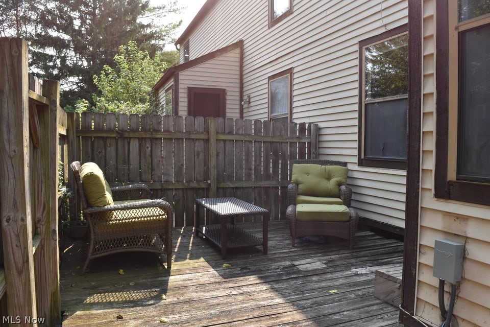 Laurelwood Condo - Residential