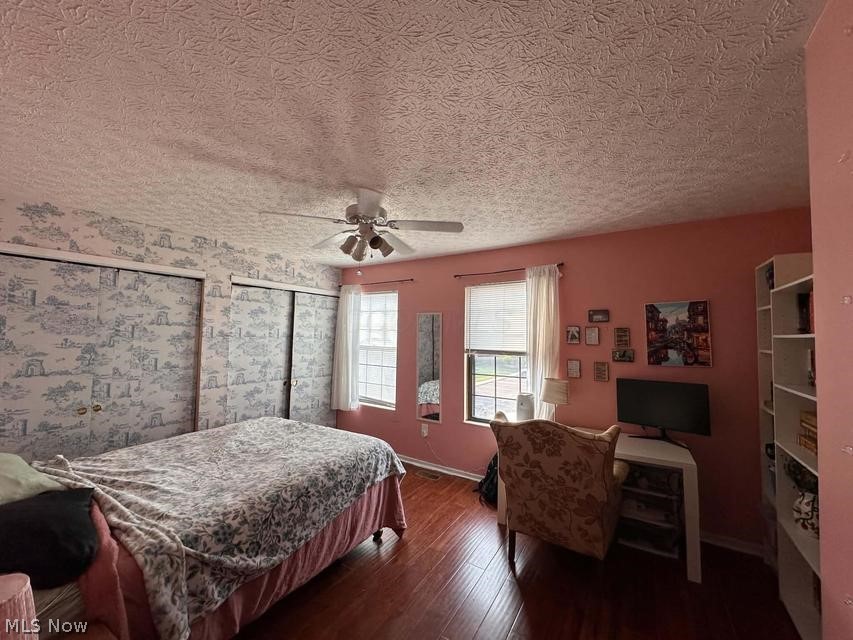 Laurelwood Condo - Residential