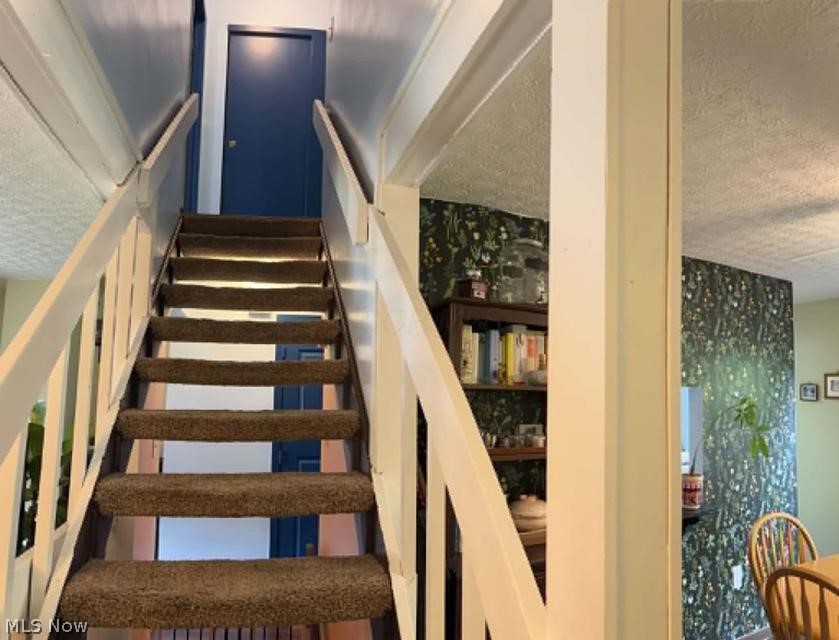 Laurelwood Condo - Residential