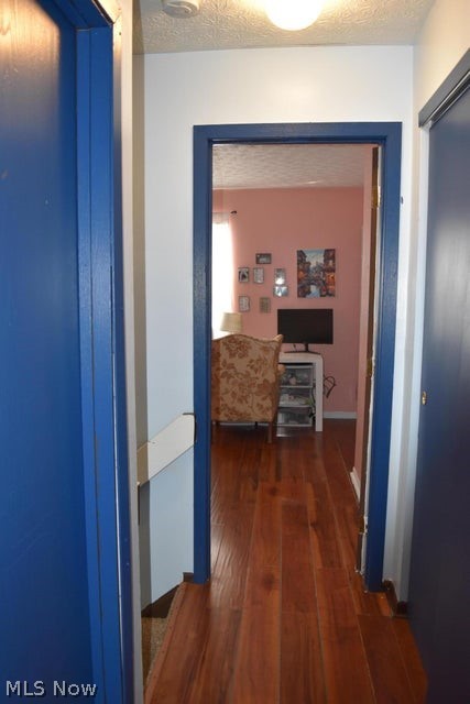 Laurelwood Condo - Residential