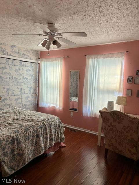 Laurelwood Condo - Residential