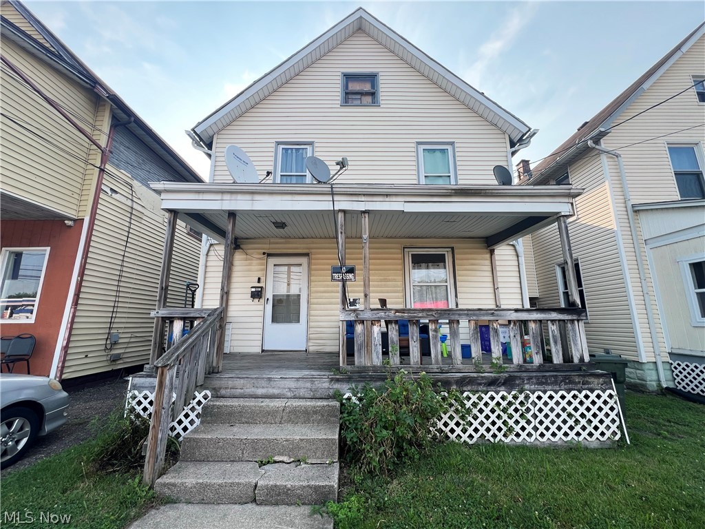 (3) Investment Properties - Auction #1: Mixed-Use Restaurant Space with Upstairs Apartment. Auction #2: Three-Bedroom Single-Family Home. Auction #3: Up and Down Duplex. Online Only Auction. Owner is downsizing portfolio for retirement. Absolute auction, all sells to the highest bidders. ONLINE BIDDING STARTS: SUNDAY, AUGUST 9, 2026, 1:00 PM AND ENDS: FRIDAY, AUGUST 14, 2026, 1:00 PM. Real Estate Overview: Attention real estate investors, exciting opportunity to purchase up to three income-producing properties at absolute auction. Commercial mixed-use, single-family residential, and residential duplex all within a quarter mile of each other. Opportunity to start or grow your real estate portfolio. Buy one or buy all, online only. Call the auctioneer with any questions. Auction #1: 900 Harrison Ave. SW, Canton, OH 44706 - Mixed-use property. AUCTION #2: 904 Harrison Ave. SW, Canton, OH 44706 - Single-family home, currently occupied with approx. 1,368 SF, 3 beds and 1 full bath. Situated on a 0.06-acre city lot with city utilities. Stark County parcel number 213000. Current half-year taxes are $494. Auction #3: 2404 9th St. SW, Canton, OH 44710 - Duplex. Note: Properties will be open for inspection on Monday, August 10th from 12:00 PM to 1:00 PM.