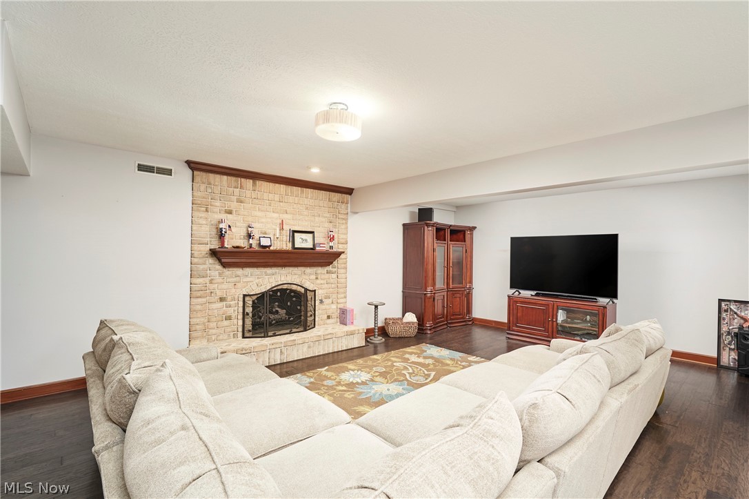 Crystal Shores Ph V - Residential