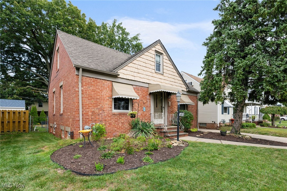 Memphis Villas - Residential