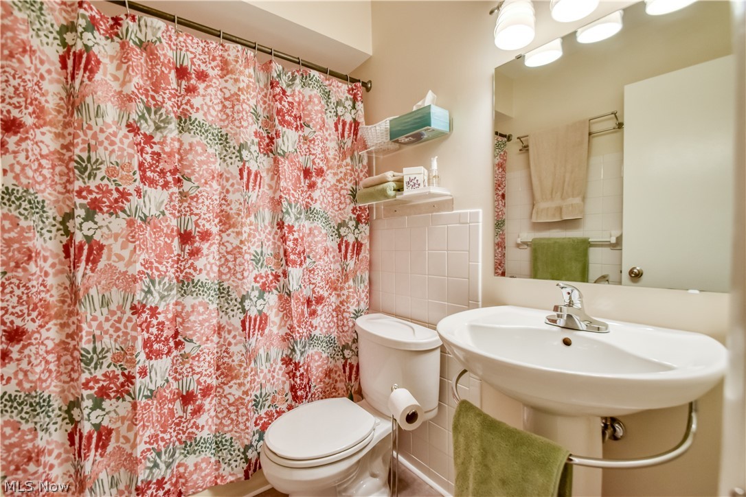 Meadowlawn Condo - Residential