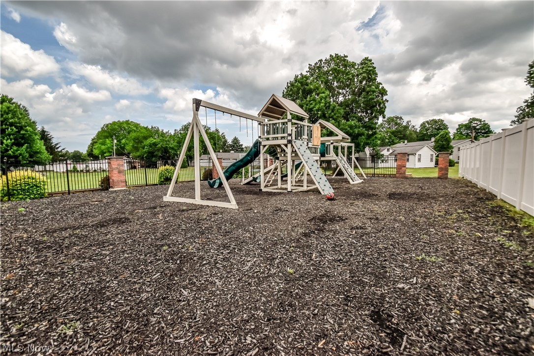 Meadowlawn Condo - Residential