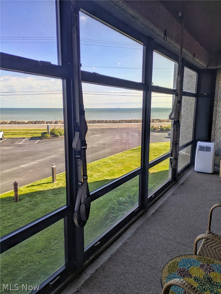 Admiralty Condo - Residential